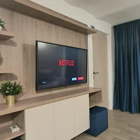 Carol Luxury Apartment Bucharest Exterior photo